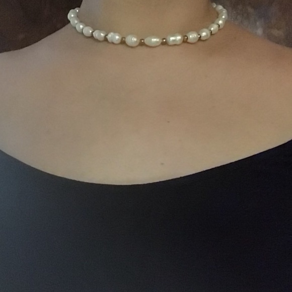 2/$30 🔥🔥 Freshwater Pearl Choker Necklace - Picture 2 of 2